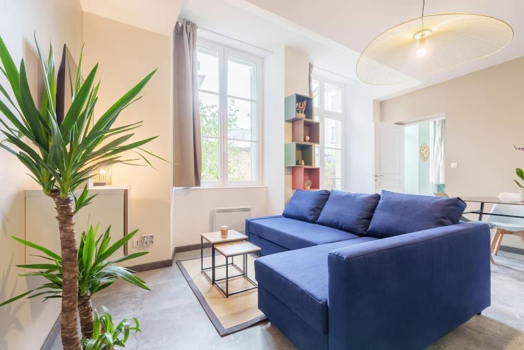 Appartement Lumineux Avec Cour Chaumont  Exteriör bild